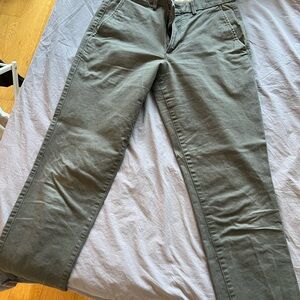 GAP Men's charcoal grey Pants